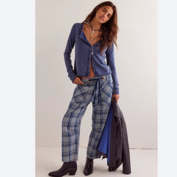 FREE PEOPLE WE THE FREE WOMENS MOXIE JEANS PANTS PLAID PRINT BLUE SIZE 30 - Picture 1 of 6